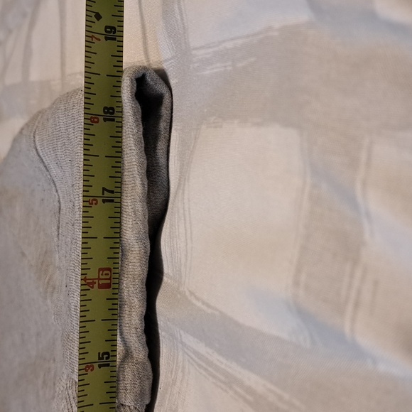 Sweatshirt - Picture 7 of 9